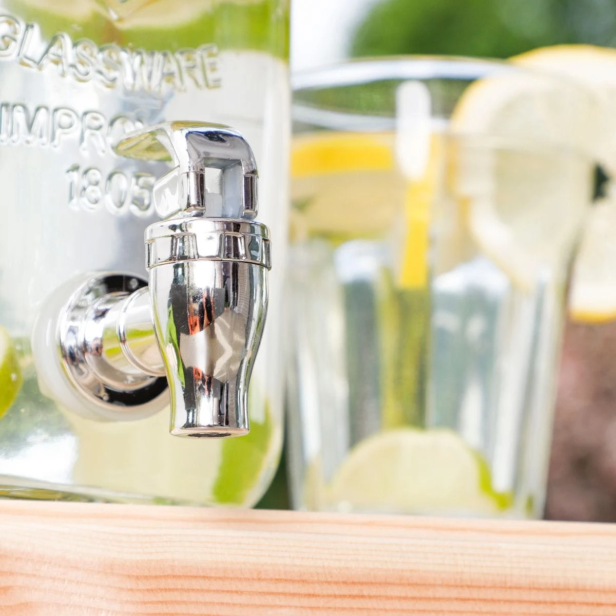 Null Getränkespender Mit Zapfhahn 3 Liter Wasserspender Saftspender Karaffe Limonade 8 Null Getränkespender Mit Zapfhahn 3 Liter Wasserspender Saftspender Karaffe Limonade – Bild 6